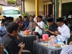 Bupati Sidoarjo Takziah ke Rumah Duka Praja IPDN, Kenang Dua Putra-Putri Terbaik Daerah
