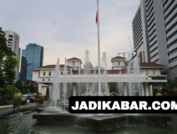 Hari Pertama Kerja 2026, Pemprov DKI Optimalkan Layanan Publik dan Serahkan SK PPPK Paruh Waktu