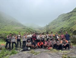 Tim Gabungan Brimob Polda NTB dan Polres Bima Kota Lanjutkan Pencarian Korban Hilang di Gunung Sangiang Api