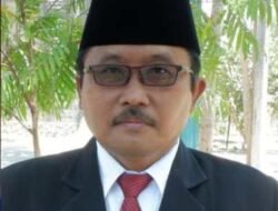 Selesaikan Studi S3 di UINSA, Ketua Yayasan Ponpes Al Anwar Modung Resmi Sandang Gelar Doktor Ekonomi Syariah