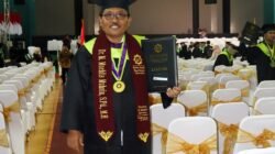 Meniti Ilmu Hingga Puncak, Ketua Yayasan Ponpes Al Anwar Modung Resmi Bergelar Doktor Ekonomi Syariah