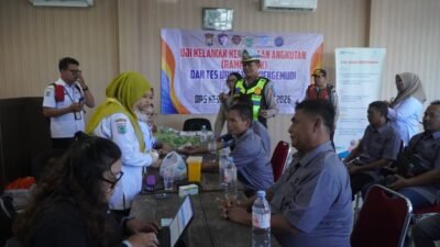 Cegah Bus Tak Layak Jalan, Polres Malang Gelar Rampcheck dan Tes Urine