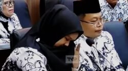 Sepertiga Anggaran Pendidikan Dialihkan ke Program Makan Bergizi Gratis, Guru Honorer Menangis di Hadapan DPR