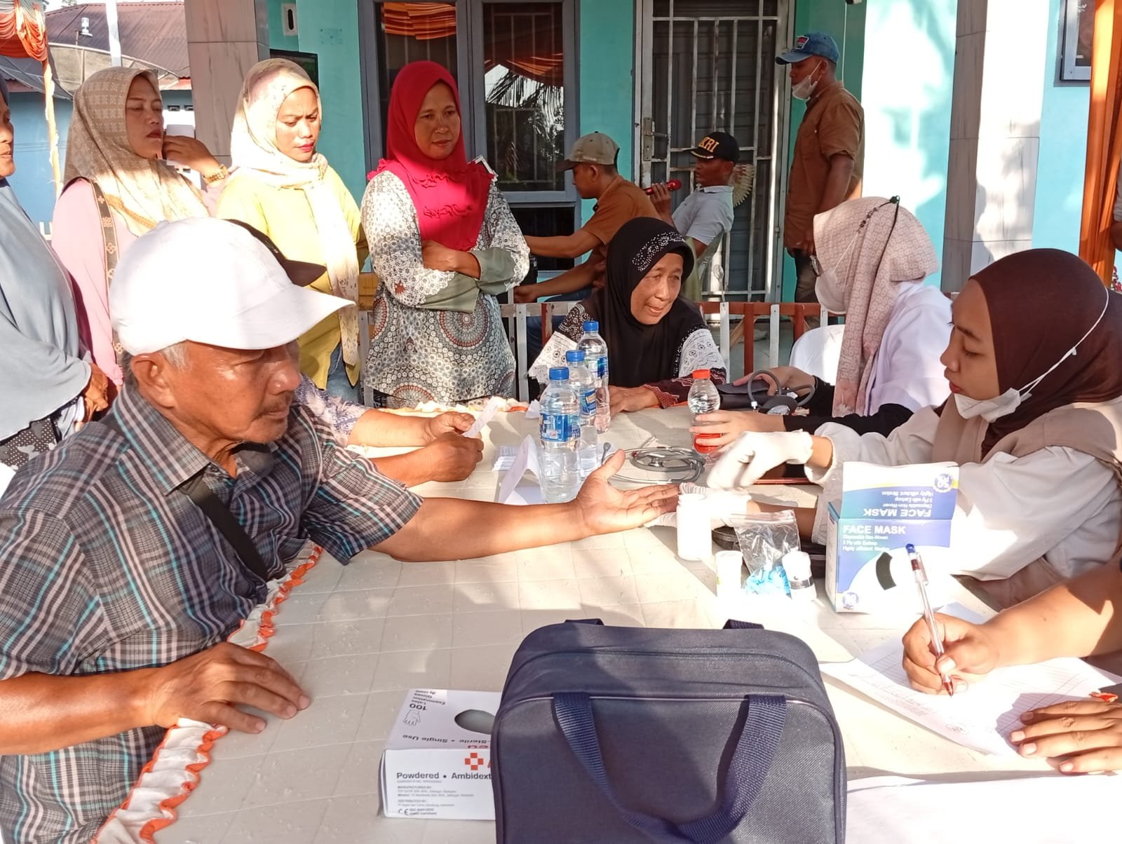 Taib Saragih Ikut Dalam Kegiatan Reses II Masa Sidang II Tahun 2025-2026 Darma Putra Rangkuti Di Bandar Siantar Pengecekan Kesehatan Gratis