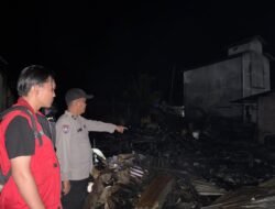 Ditinggal Tarawih, Dua Rumah di Lambur Luar Hangus Terbakar, Kerugian Capai Rp250 Juta