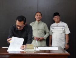 Komitmen Birokrasi Bersih dan Transparan, Wali Kota Nurochman Pimpin Penandatanganan Perjanjian Kinerja 2026