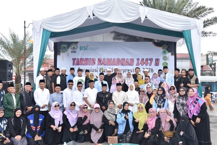 Bupati Dian Apresiasi Bersih Masjid Jelang Ramadan