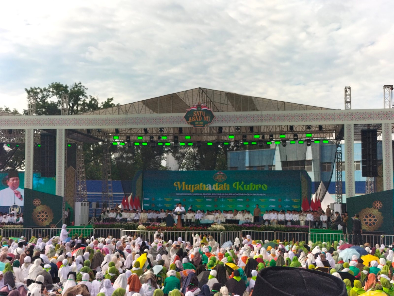 Presiden Prabowo Hadiri Mujahadah Kubro 1 Abad NU di Malang