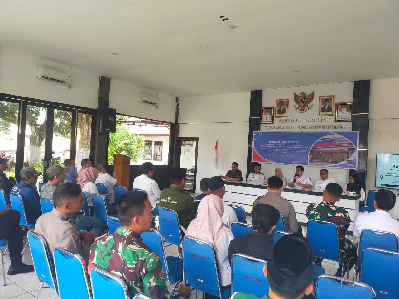 Babinsa Pegambiran Hadiri Konsultasi Publik Pembangunan Pusat Perkulakan Indogrosir