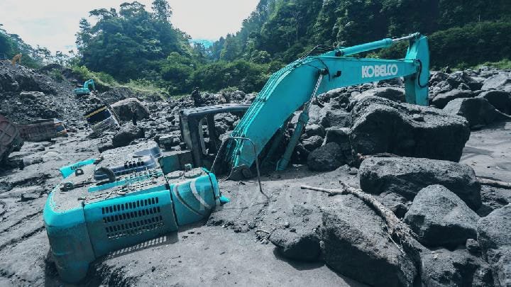 Tiga Penambang Tewas, Dua Hilang Diterjang Banjir Lahar Merapi di Sungai Senowo