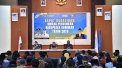 Bupati Dian Tekankan Peran Camat dan Kepala Desa