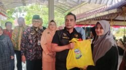 Bentuk Apresiasi Kebersihan Kota, Pemkab Bangkalan Beri Bantuan Sembako kepada Petugas DLH