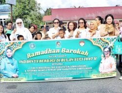 Semangat Berbagi di Bulan Ramadan, TP PKK dan DWP Simalungun Bagikan Takjil Gratis di Pematang Raya