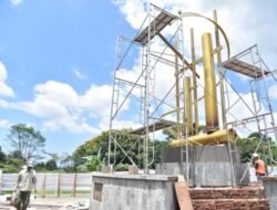 Bupati Dian Tinjau Pembangunan Tugu Angklung