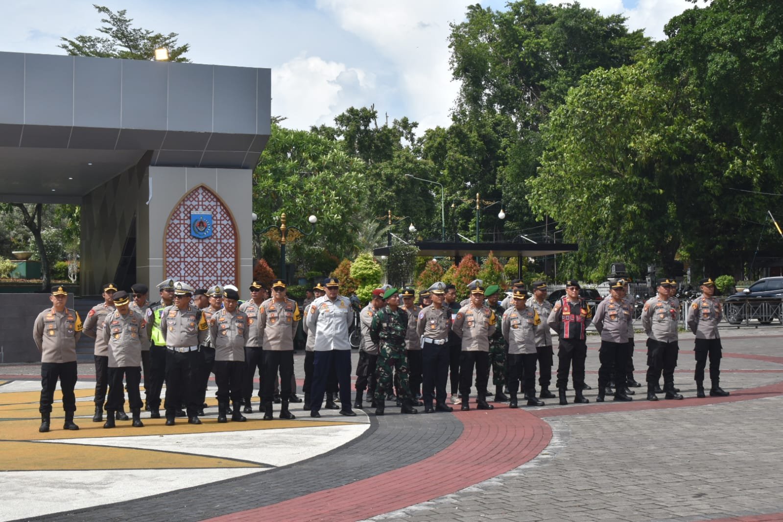 973 Personel Gabungan Polri, TNI dan Pemerintah Siap Amankan Pawai Takbiran di Kota Mataram