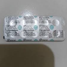 Alprazolam: Antara Manfaat Medis dan Ancaman Ketergantungan