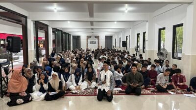 Malam Cahaya Al-Qur’an di SMP Al Muslim: Menyemai Spirit Ramadan dan Cinta Al-Qur’an