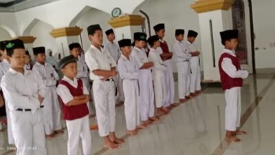 Siswa - Siswi SDN 1 Wanasaba Kidul Meningkatkan Kualitas kegiatan Ramadhan.