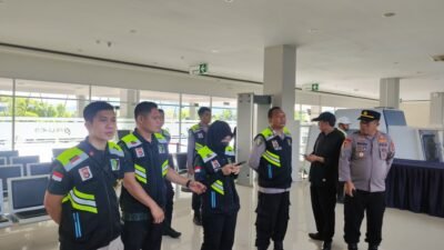 Jelang Arus Mudik Lebaran, Biddokkes Polda NTB Cek Kesehatan Personel di Pelabuhan Lembar dan Gili Mas.