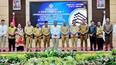 Bupati Simalungun Serahkan LKPD 2025 ke BPK Sumut, Tegaskan Komitmen Transparansi Keuangan Daerah1