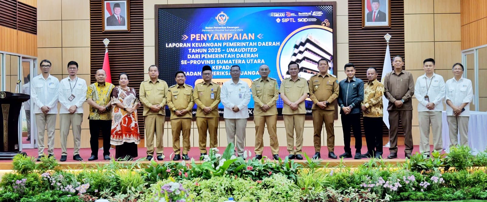Bupati Simalungun Serahkan LKPD 2025 ke BPK Sumut, Tegaskan Komitmen Transparansi Keuangan Daerah1