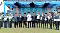 Bupati Simalungun Hadiri Haflatut Takharruj Ponpes Al-Kautsar Angkatan XXXV, Pesan Santri Jadi Generasi Berakhlak dan Tangguh