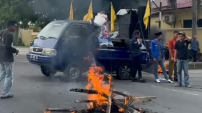 Unras Lanjutan PMII Berlangsung Panas di Mapolres Bulukumba ” Menuntut Penegakan Hukum Yang dinilai Tumpang Tindih”