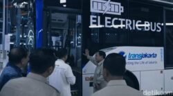 Presiden Prabowo Resmikan Pabrik Kendaraan Listrik di Magelang, Dorong Transformasi Energi Nasional