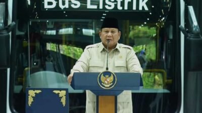 Presiden Resmikan Pabrik Kendaraan Listrik Komersial Pertama di Magelang