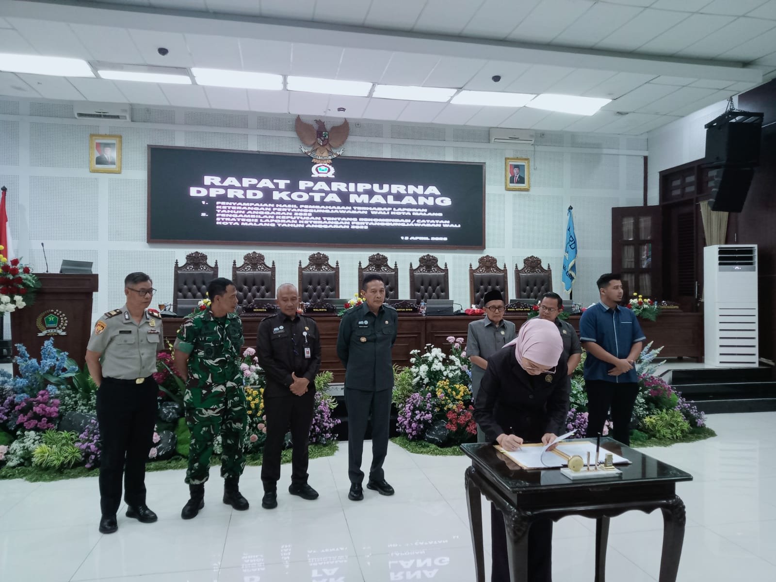 DPRD Kota Malang Sahkan Rekomendasi LKPJ Wali Kota 2025