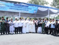 104 Jamaah Calon Haji Simalungun Ditepungtawari, Bupati Anton Saragih Pesan Jaga Kesehatan di Tanah Suci