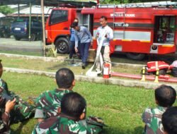 Kodim 0614/Kota Cirebon Gelar Latihan Pemadaman Kebakaran Bersama Tim Damkar