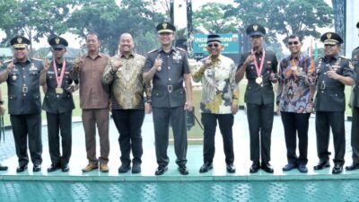 Bupati Simalungun Hadiri Penutupan Dikmaba Inf TNI AD 2026 di Rindam I/BB, Pangdam Tekankan Loyalitas dan Disiplin Prajurit