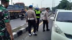 Antisipasi Kerusuhan Suporter, Polres Pasuruan Siagakan Personel di Exit Tol Purwodadi