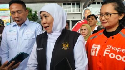Peringati Hari Kartini, Gubernur Khofifah Bagikan Voucher BBM dan Sembako Gratis untuk Ojol Perempuan di Malang
