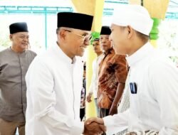 Jumat Penuh Berkah di Purbaganda: Bupati Simalungun Shalat Bersama Warga, Serahkan Bantuan untuk Masjid