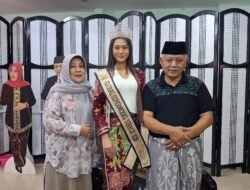 Putri Malang Berprestasi Dunia, Almira Lathifa Zulfa Audiensi dengan Bupati Usung Batik Lokal ke Kancah Internasional