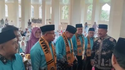 Bupati Monadi Lepas 413 Jamaah Haji Kerinci