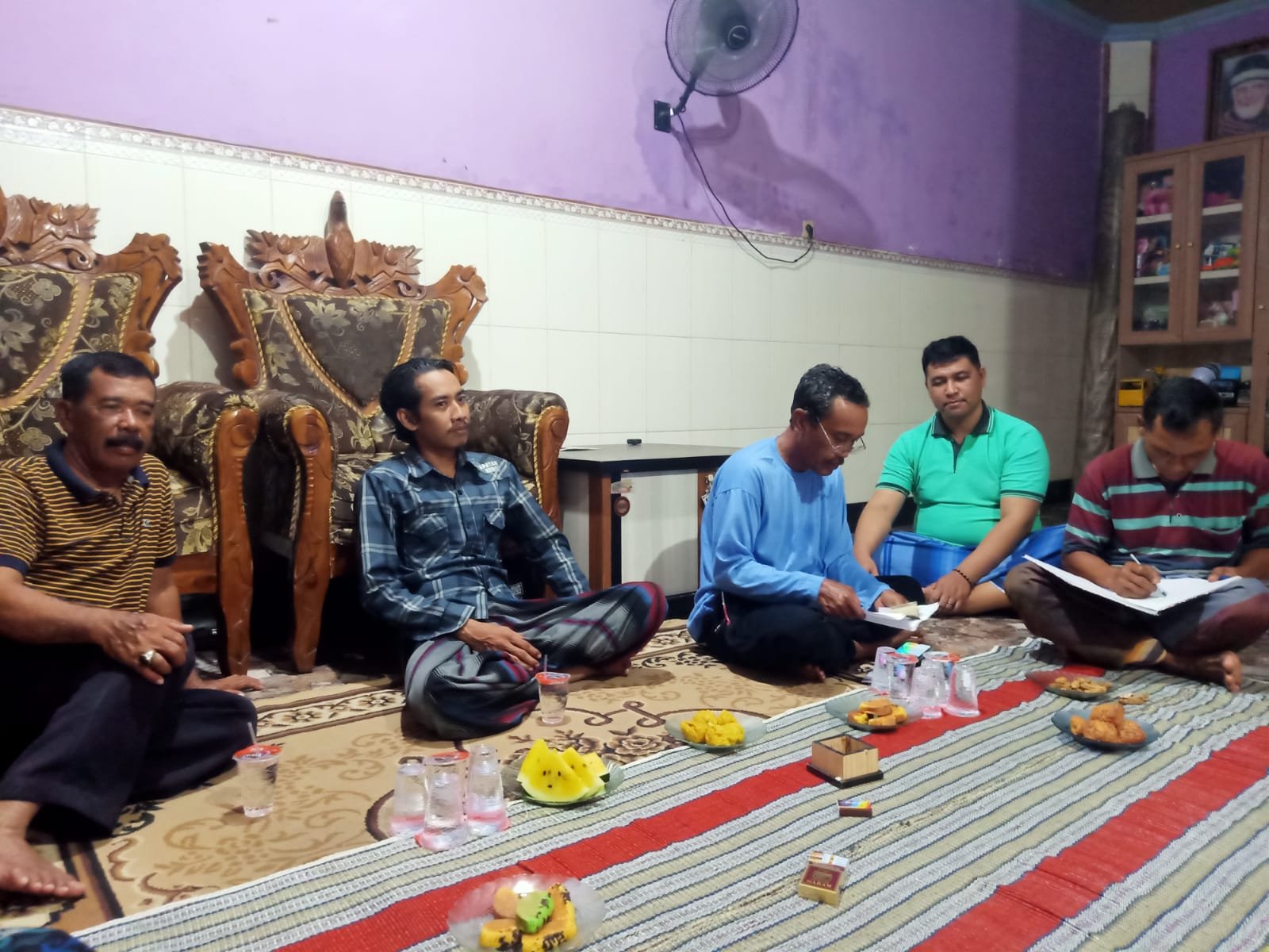 Pertemuan Rutin Bulanan Warga Sidorejo: Wadah Silaturahmi dan Penataan Keuangan Bersama