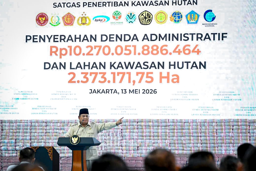 Presiden Prabowo Subianto memberikan sambutan dalam acara yang digelar di kompleks Kejaksaan Agung Republik Indonesia, Jakarta, pada Rabu, 13 Mei 2026. (Foto: BPMI Setpres)