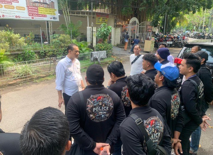 Kasat Narkoba Polres Tanjung Perak Perkuat Strategi Tim, “The Silver Police” Siap Bergerak Cepat