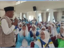 Wawako Azhar Hamzah Sambut Jamaah Calon Haji Sungai Penuh di Asrama Haji Jambi