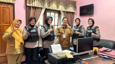 Srikandi Jalanan Polresta Sidoarjo Turun Gunung, Polwan Jenggala Presisi Berpatroli Demi Rasa Aman Warga