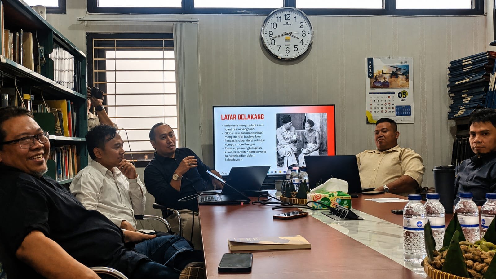 Bedah Buku “Suluh Pancasila Bung Karno”, Akademisi Soroti Krisis Identitas Bangsa di Era Globalisasi