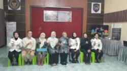 Dari Daun Jadi Karya Bernilai, Warga Binaan Lapas Perempuan Malang Ciptakan Ecoprint Mug Bersama ITN Malang