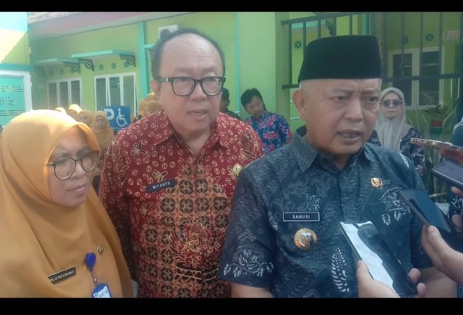 Bupati Malang HM. Sanusi Kunjungi Puskesmas Pakisaji wacanakan kenaikan tingkat dan status UPT Puskesmas Pakisaji menjadi Rumah Sakit tipe D