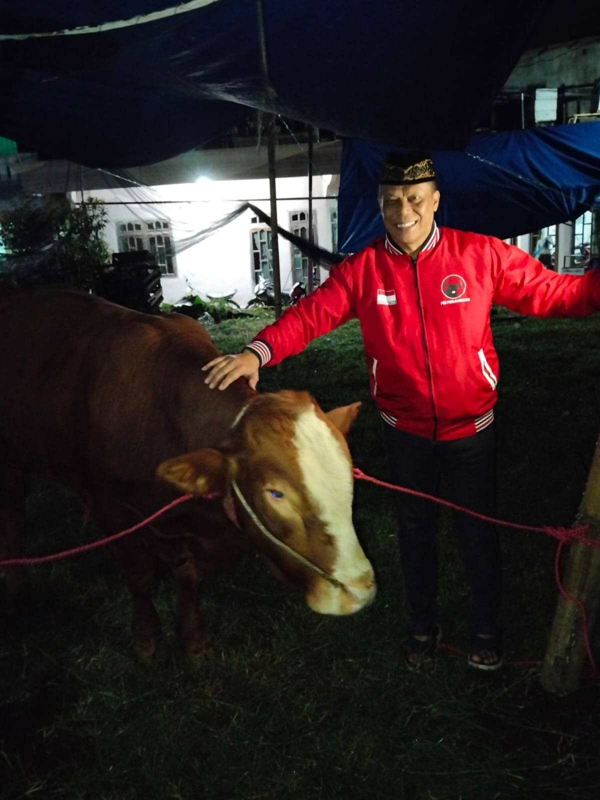 DPC PDI Perjuangan Kota Batu Terima Hewan Kurban 5 Ekor Sapi dari DPD Jatim, Komitmen Sebarkan Semangat Perjuangan dengan Berbagi Kebahagiaan Bersama Masyarakat