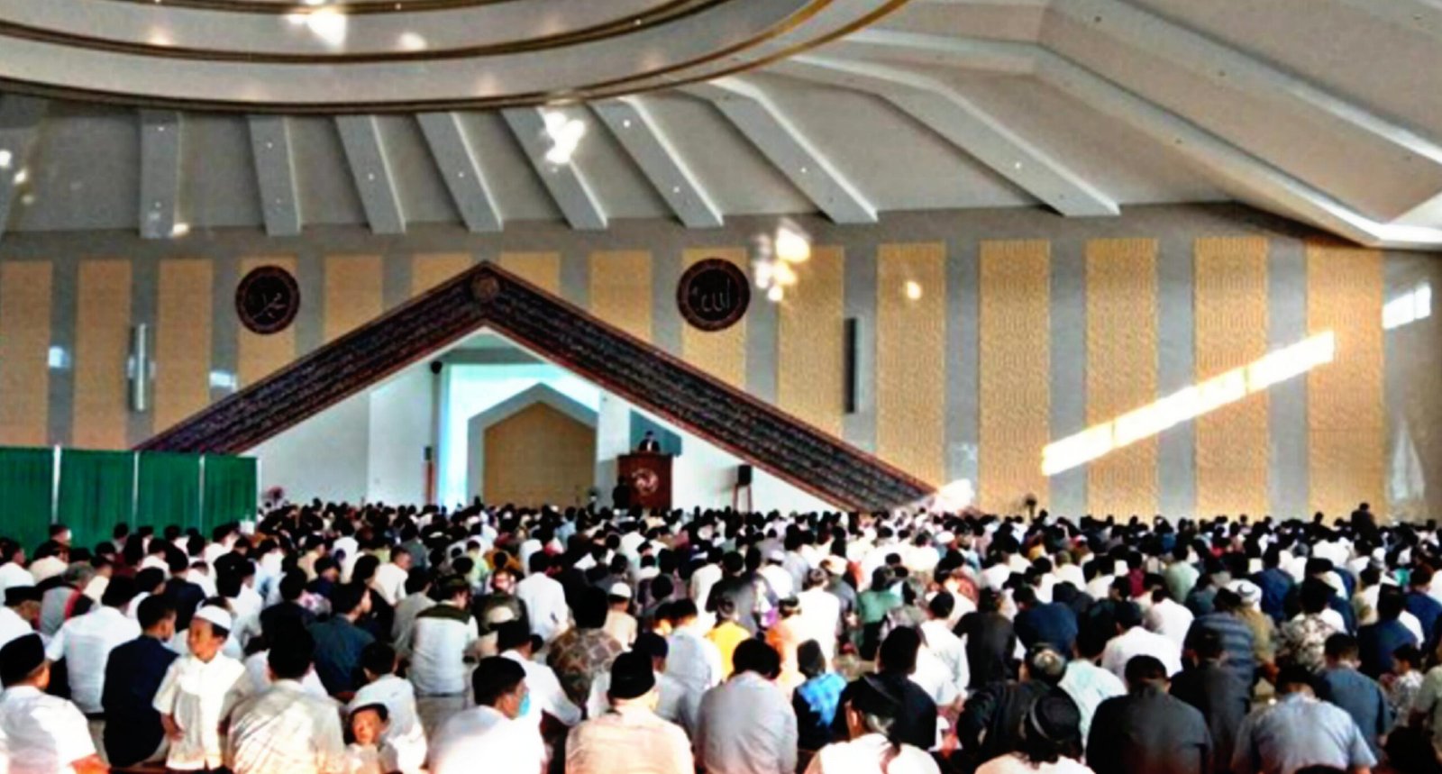 Lautan Jemaah Padati MAJT An-Nuur Magelang, Sapi Kurban Presiden Prabowo Tembus 1 Ton Lebih