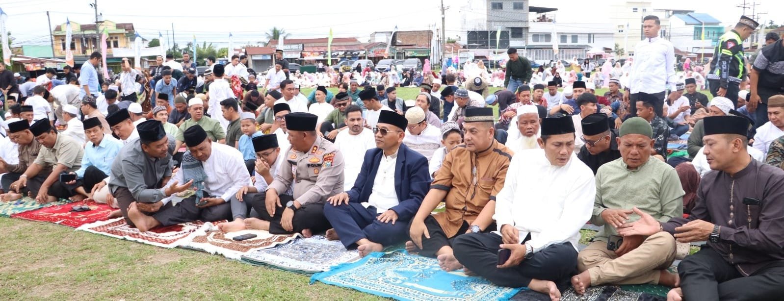 Idul Adha 1447 H di Simalungun Penuh Khidmat, Bupati Anton Achmad Saragih Sembelih 10 Ekor Sapi Kurban
