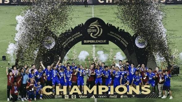 Eliano Reijnders: Bobotoh Lebih Gila dari Eropa